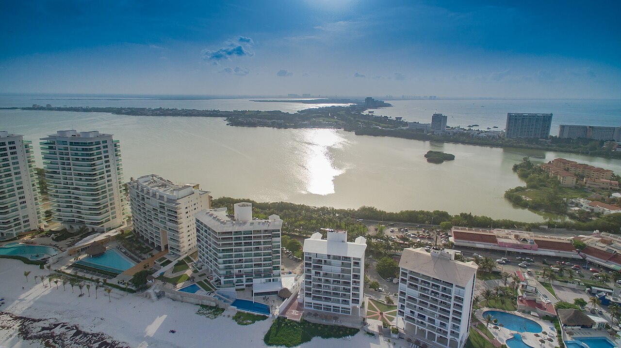 Aerial photograph of Cancún's waterfront and lagoon